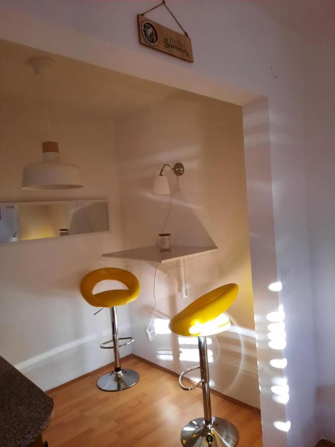 Studio-Appartements Emwey Trogir Bagian luar foto