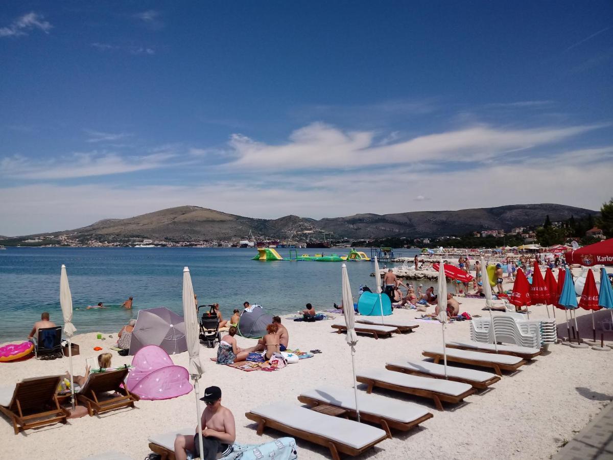 Studio-Appartements Emwey Trogir Bagian luar foto