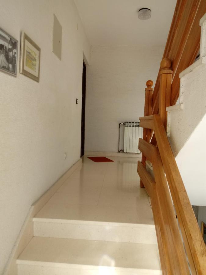 Studio-Appartements Emwey Trogir Bagian luar foto