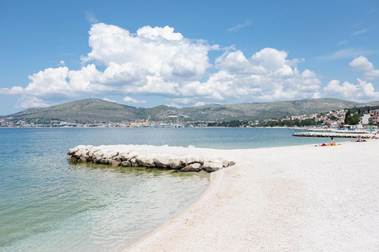 Studio-Appartements Emwey Trogir Bagian luar foto